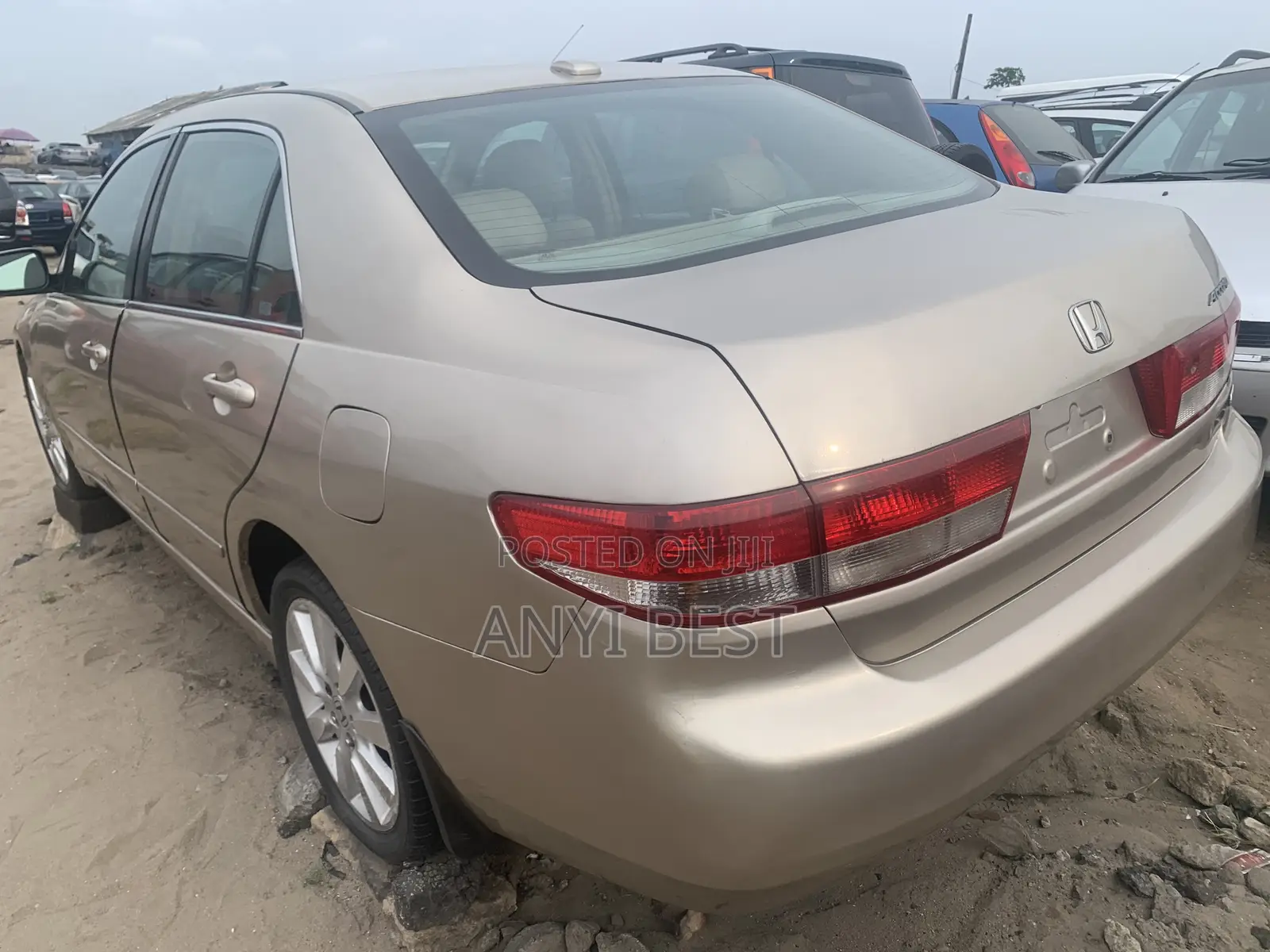 Honda Accord 2005 Gold