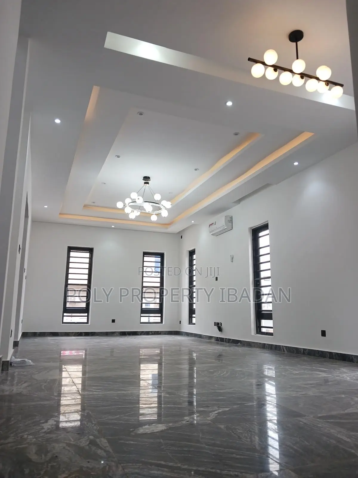 4bdrm Duplex in Kolapo Ishola Gra, Ibadan for rent