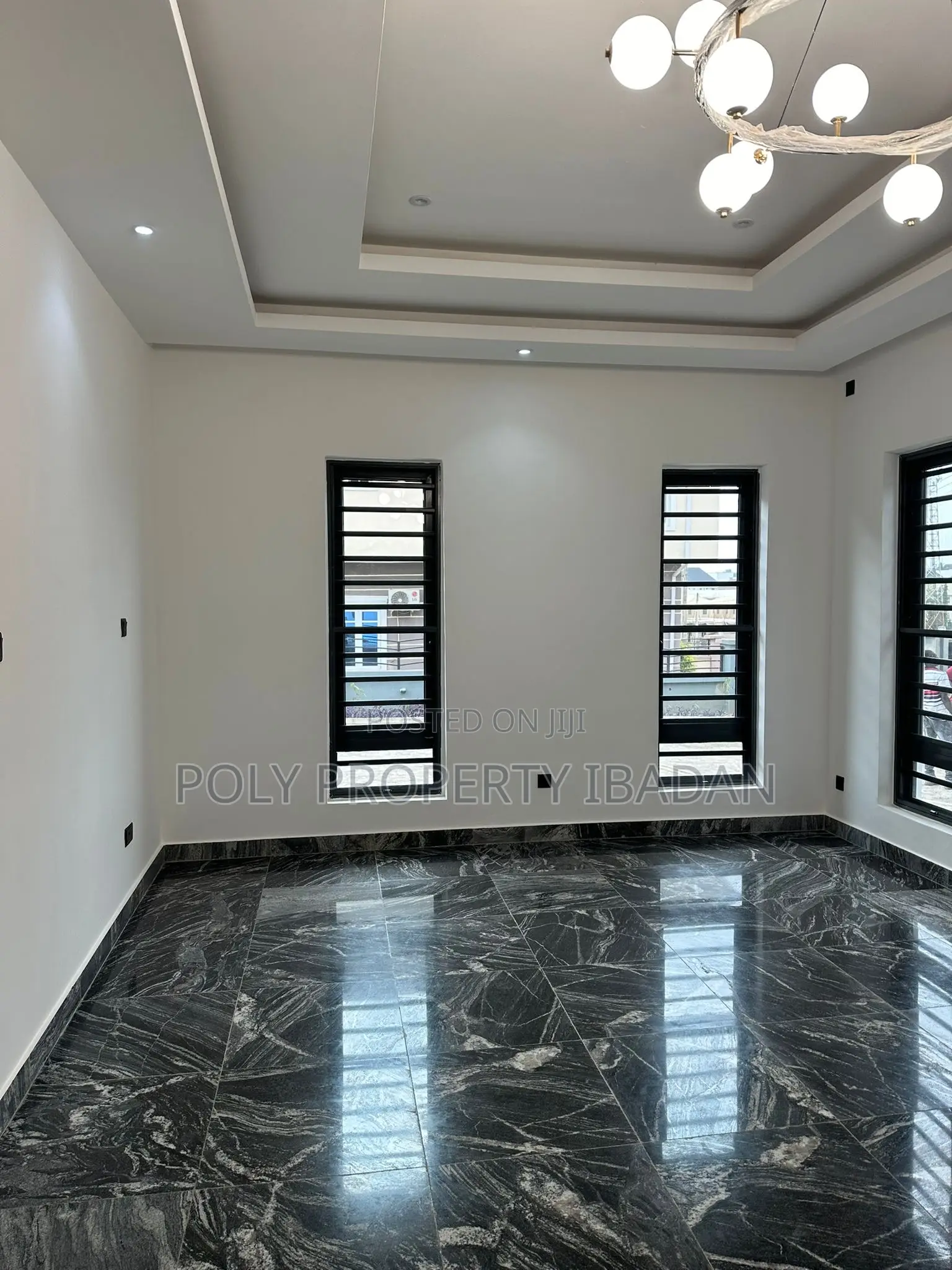 4bdrm Duplex in Kolapo Ishola Gra, Ibadan for rent