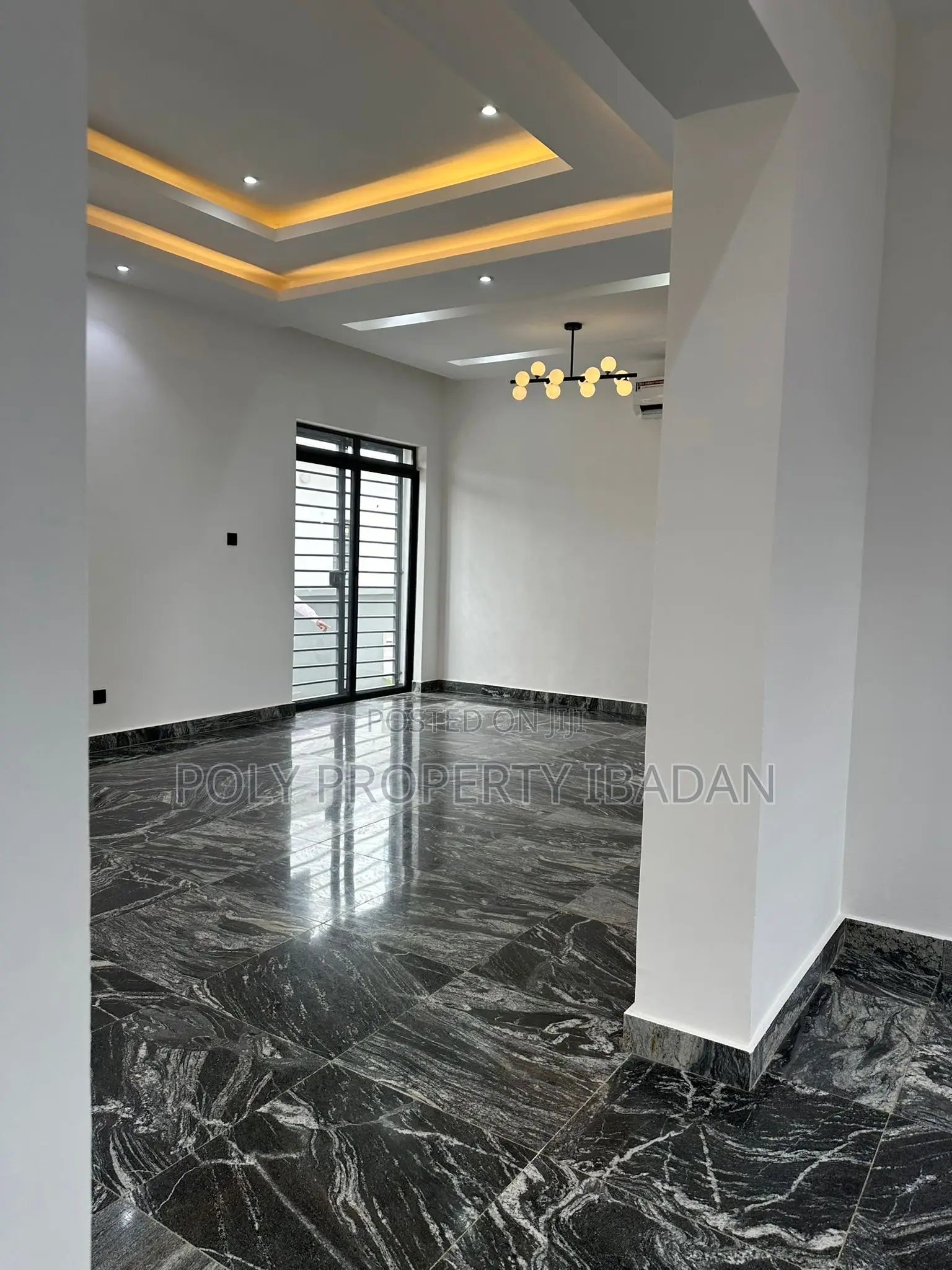 4bdrm Duplex in Kolapo Ishola Gra, Ibadan for rent