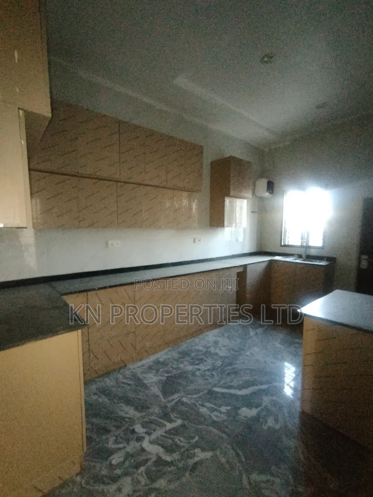 5bdrm Duplex in Mabushi for rent