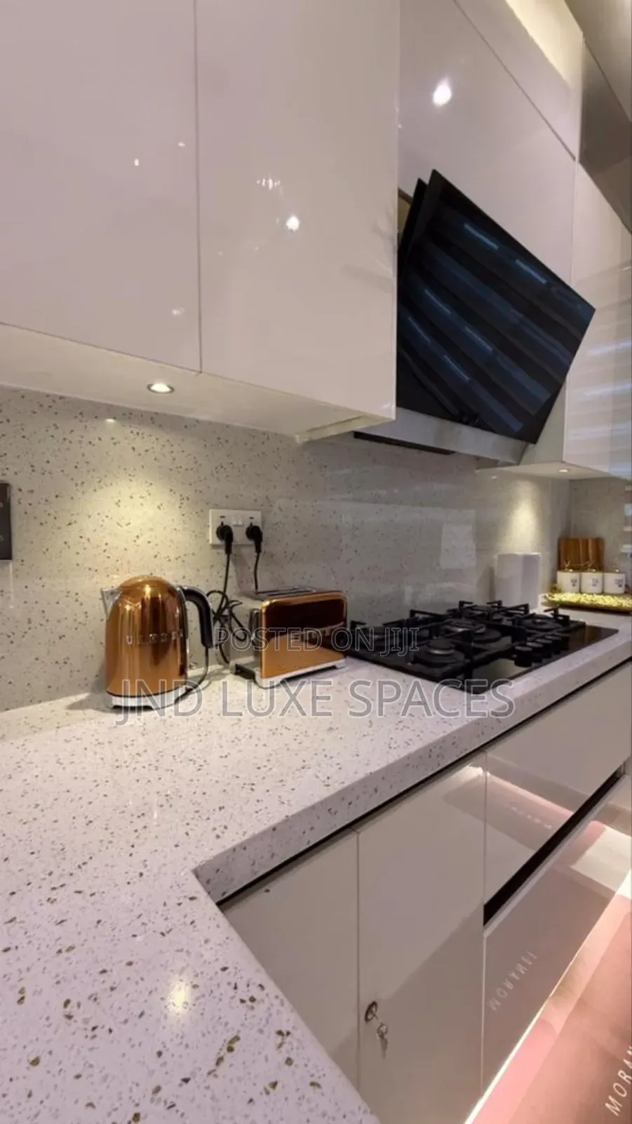 Beautiful Two (2) Bedroom Apartment