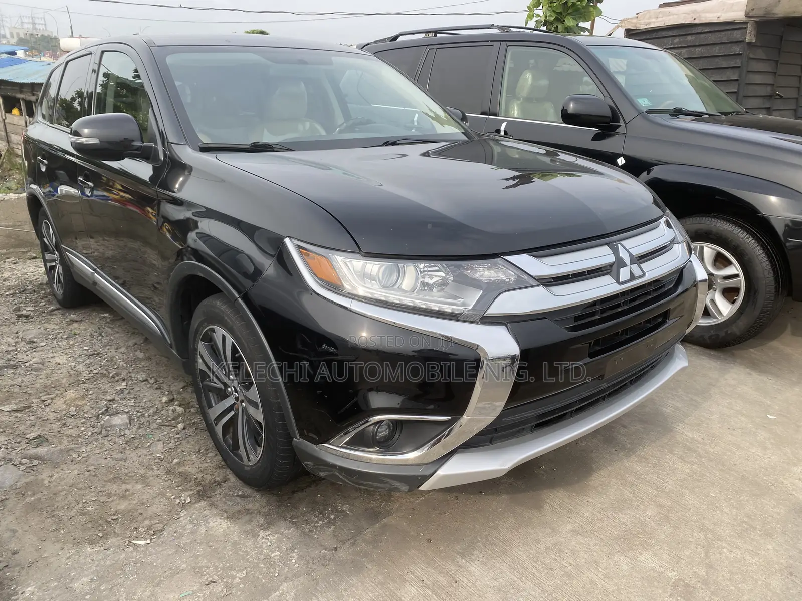 Mitsubishi Outlander SE FWD 2017 Black
