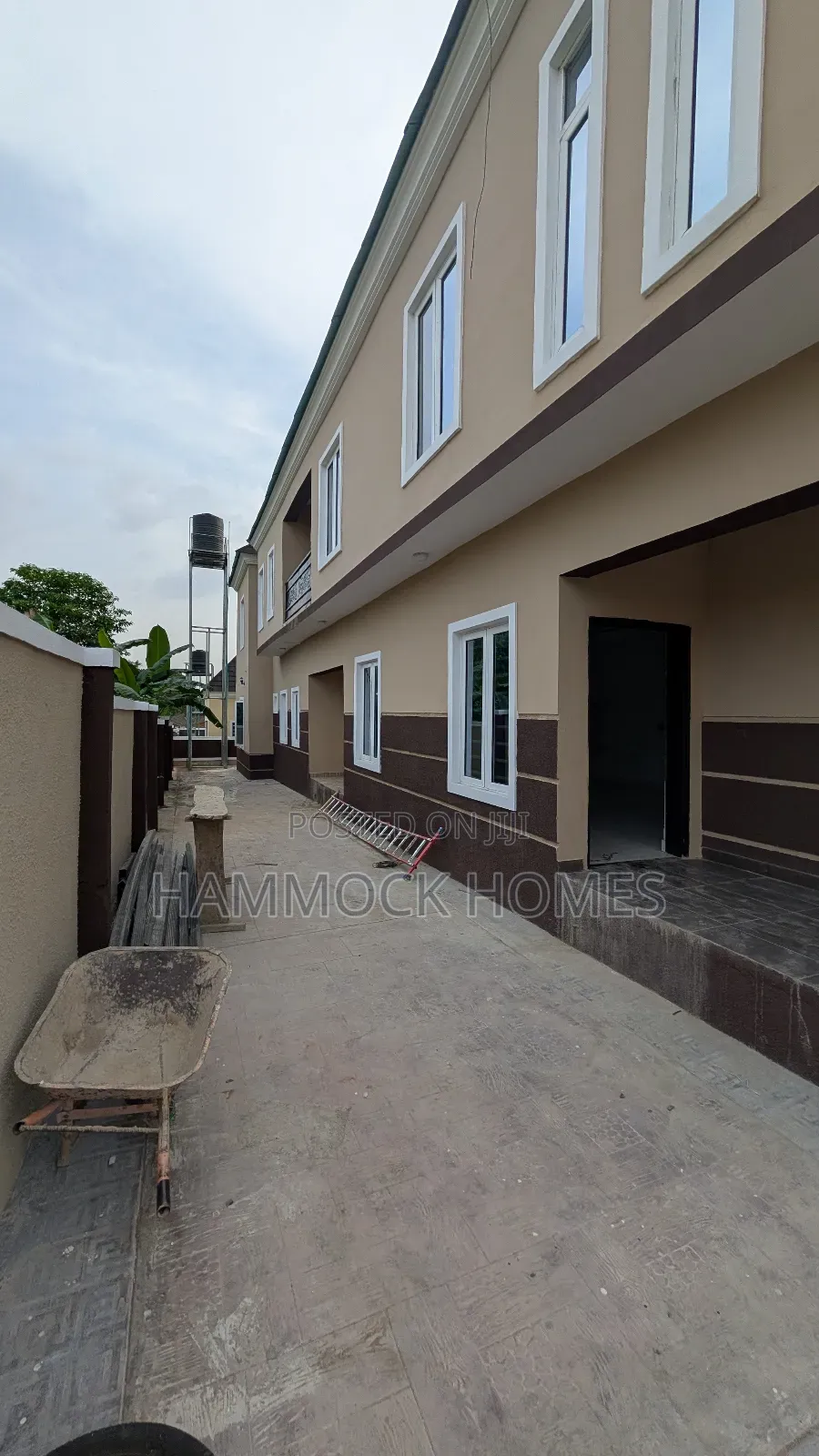2bdrm Apartment in Bera Estate, Akobo for sale