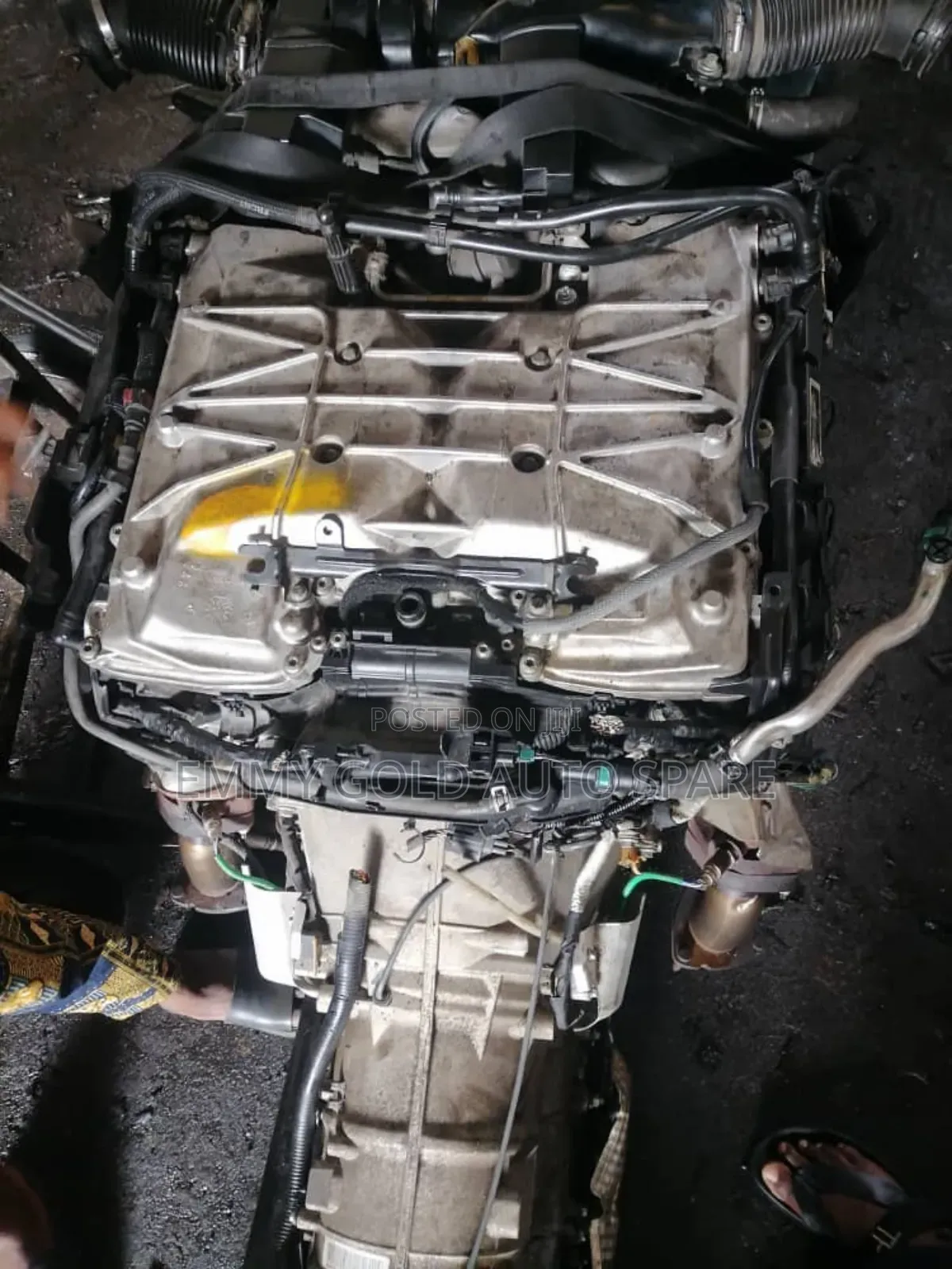 Range Rover Super Charge Engine V8 Available