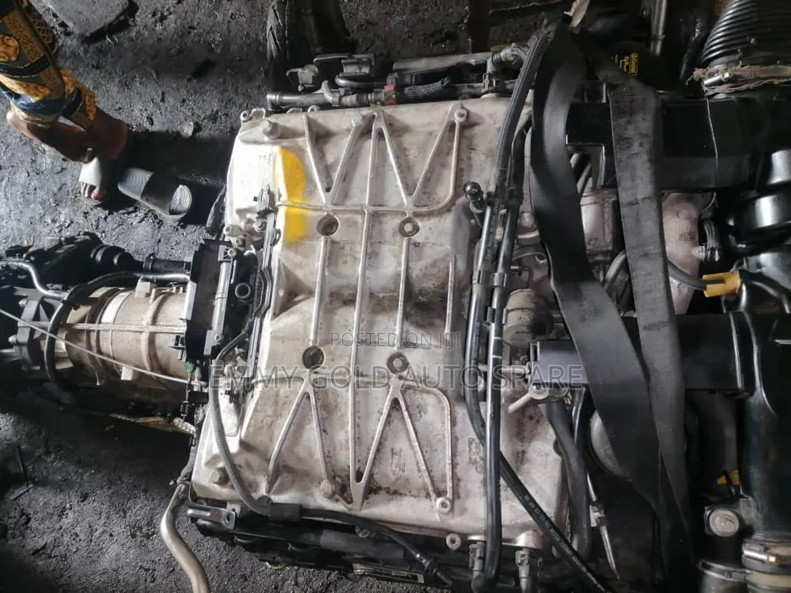 Range Rover Super Charge Engine V8 Available