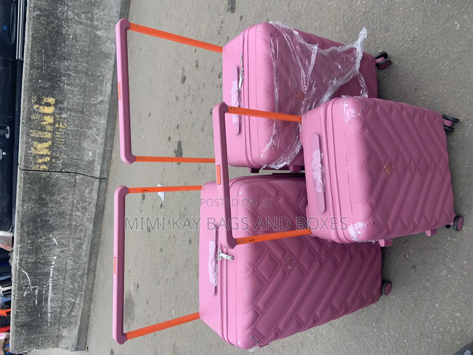 Trending Traveling Box Set 180,000