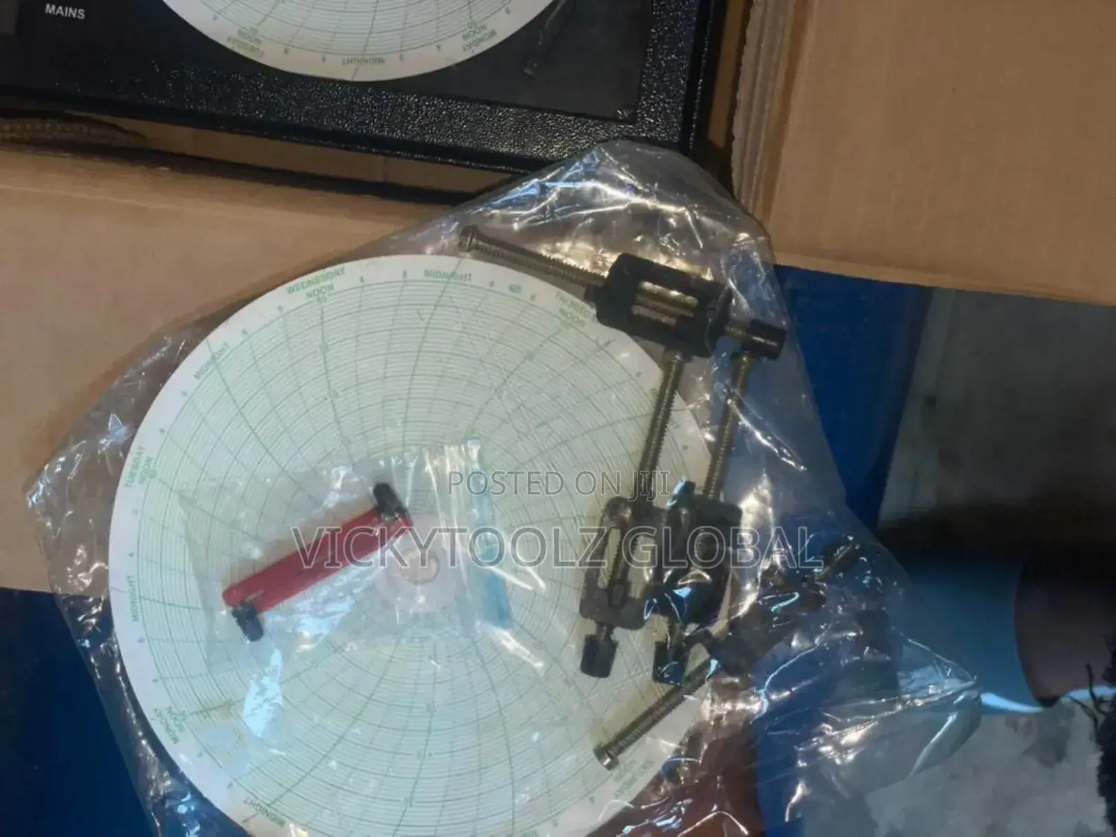 Barton Temperature and Pressure Circular Chart Recorder 500psi,1000psi