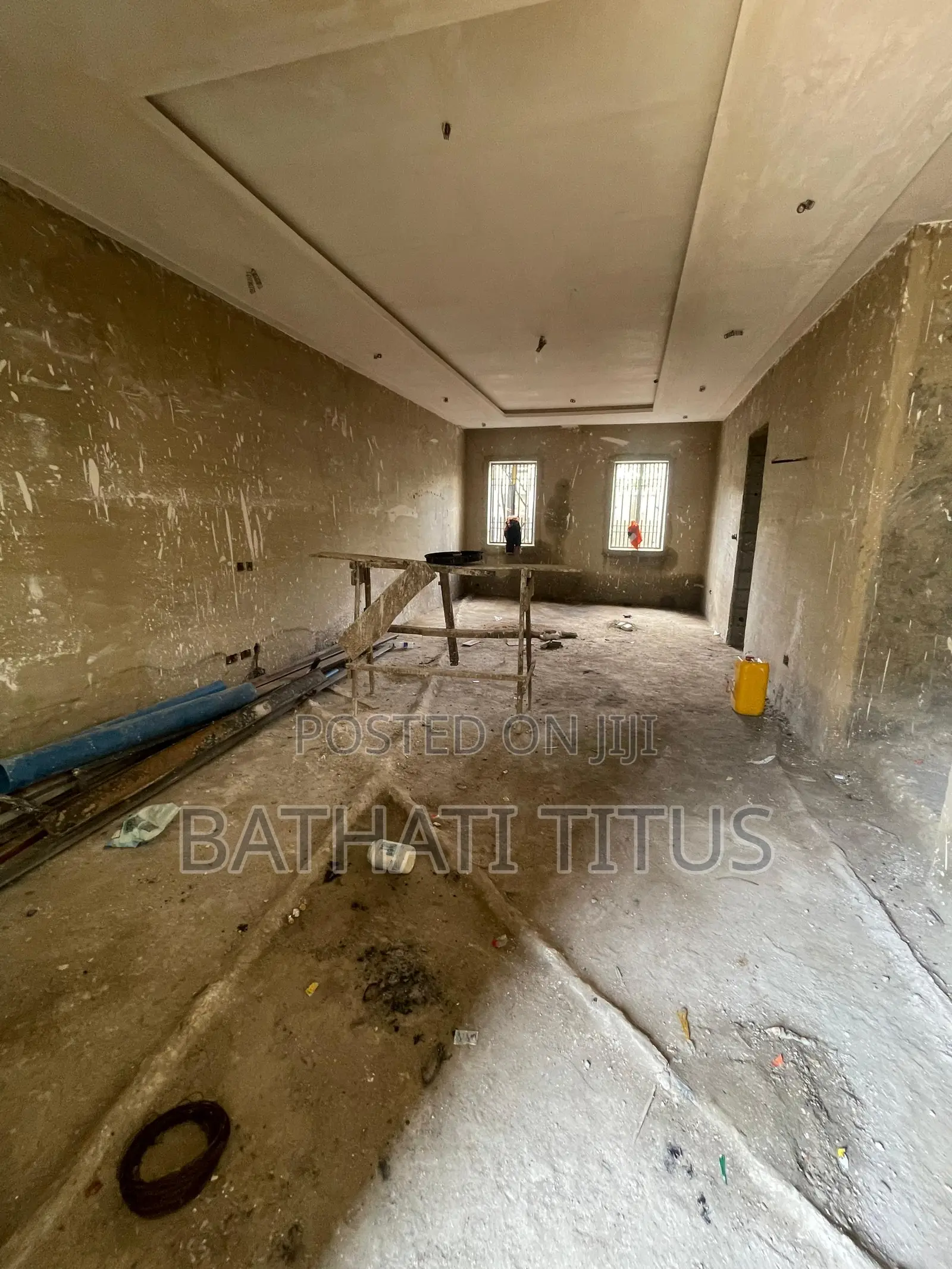 4bdrm Duplex in Life Camp for sale