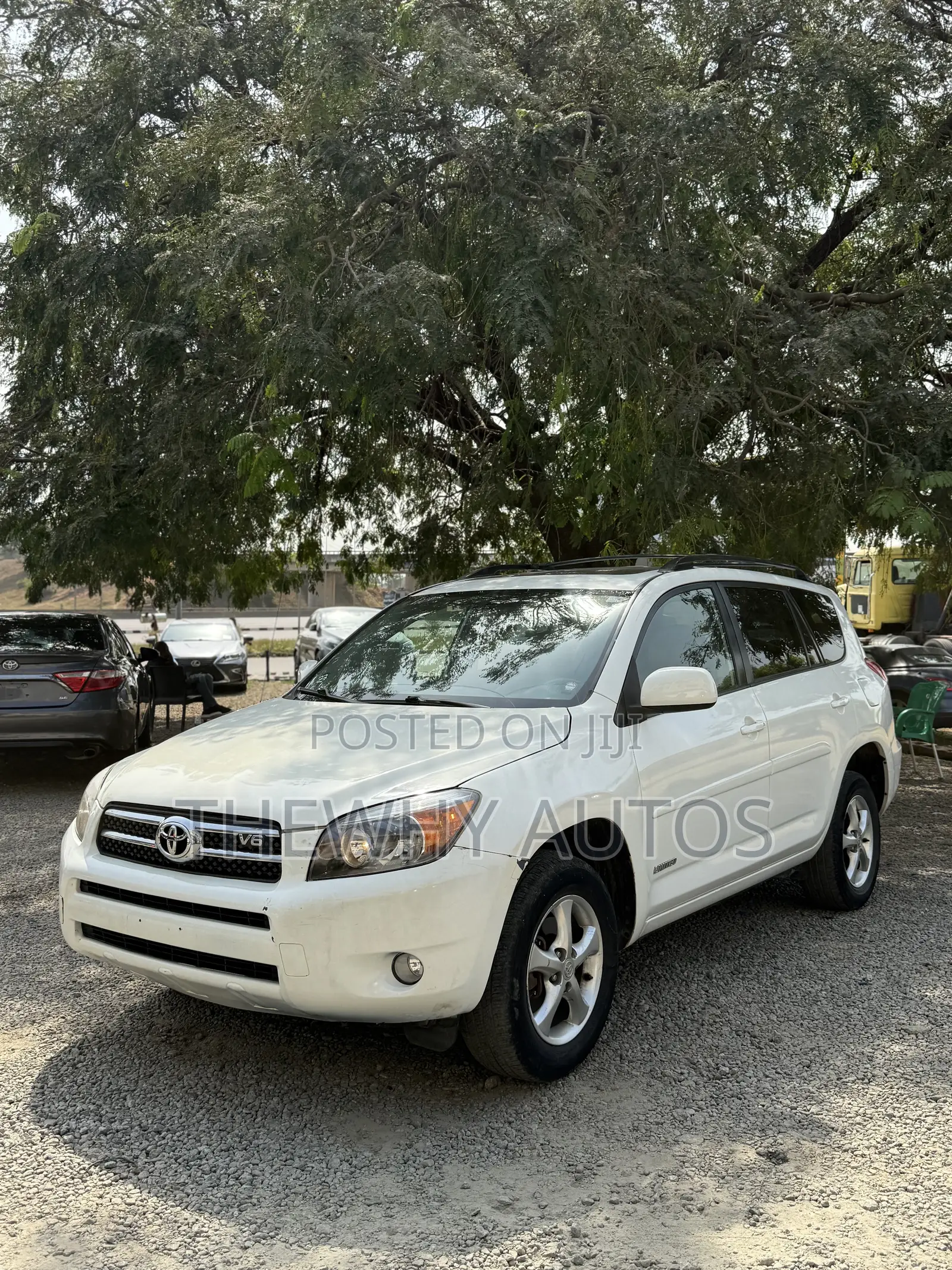Toyota RAV4 Limited V6 2007 White