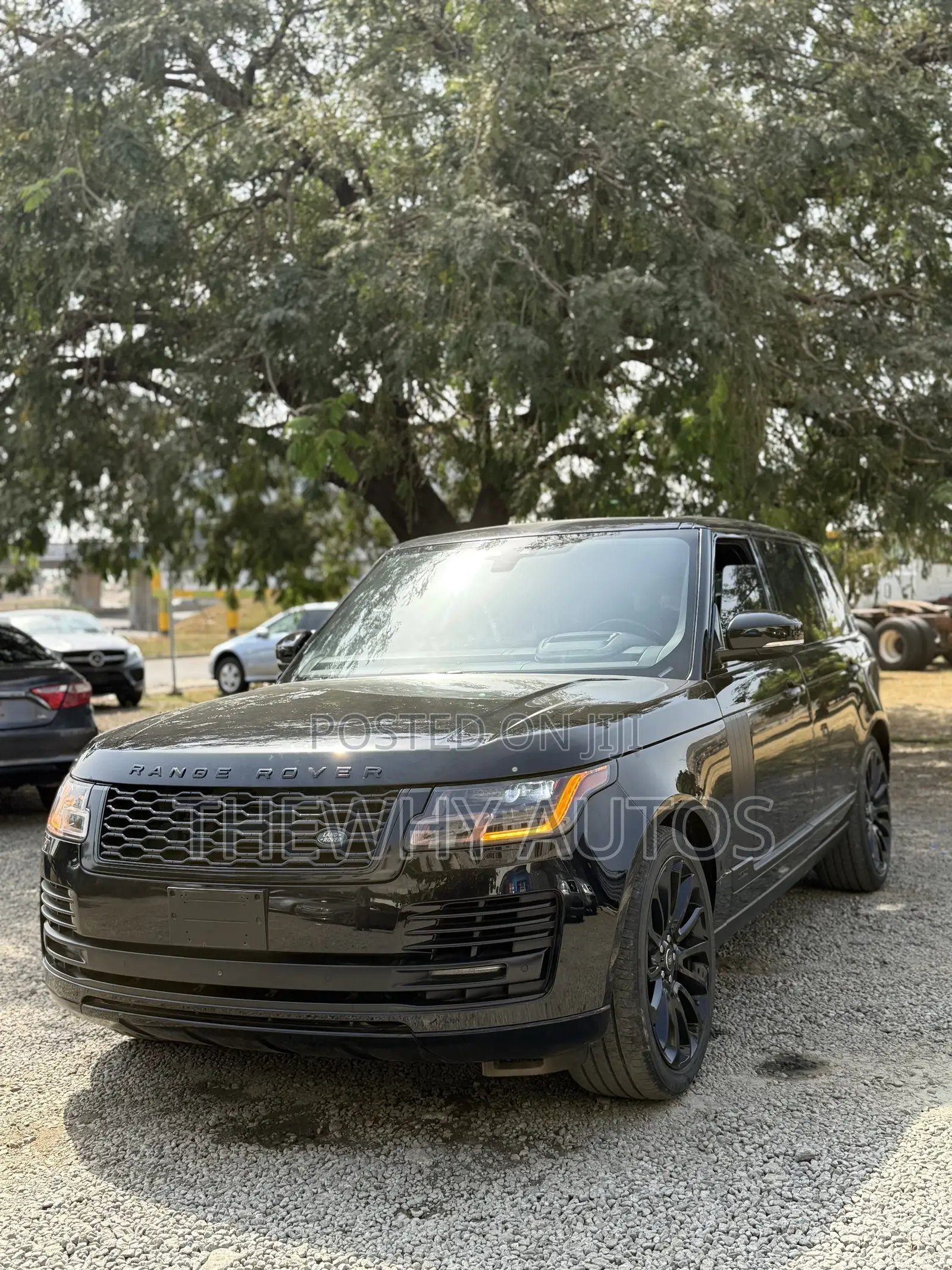 Land Rover Range Rover 5.0L Supercharged Autobiography LWB 2018 Black