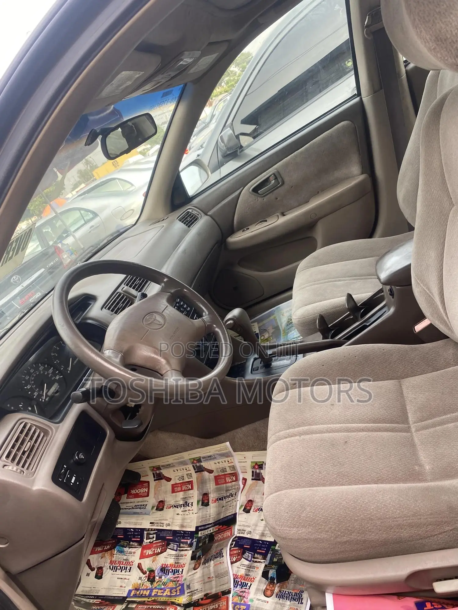 Toyota Camry LE 4dr Sedan (2.2L 4cyl 4A) 2001 Gold