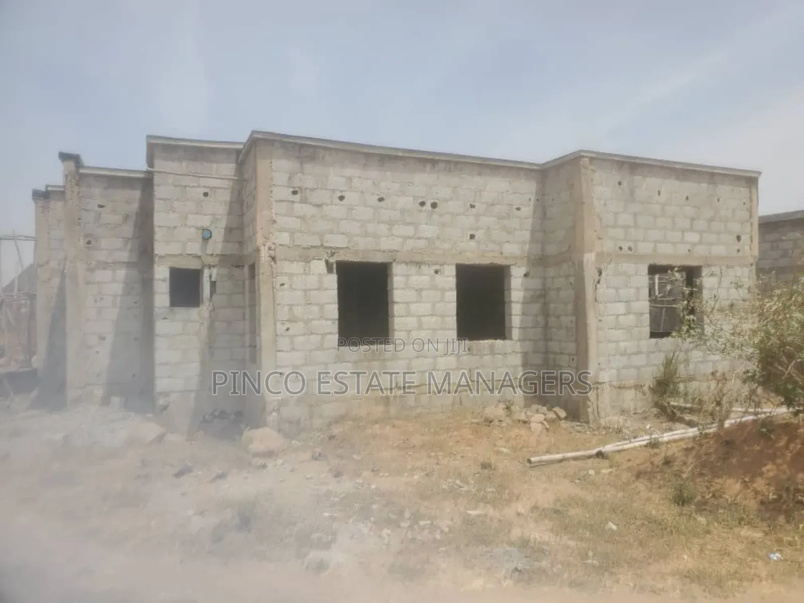 6bdrm House in Seman Estate, Lugbe District for sale