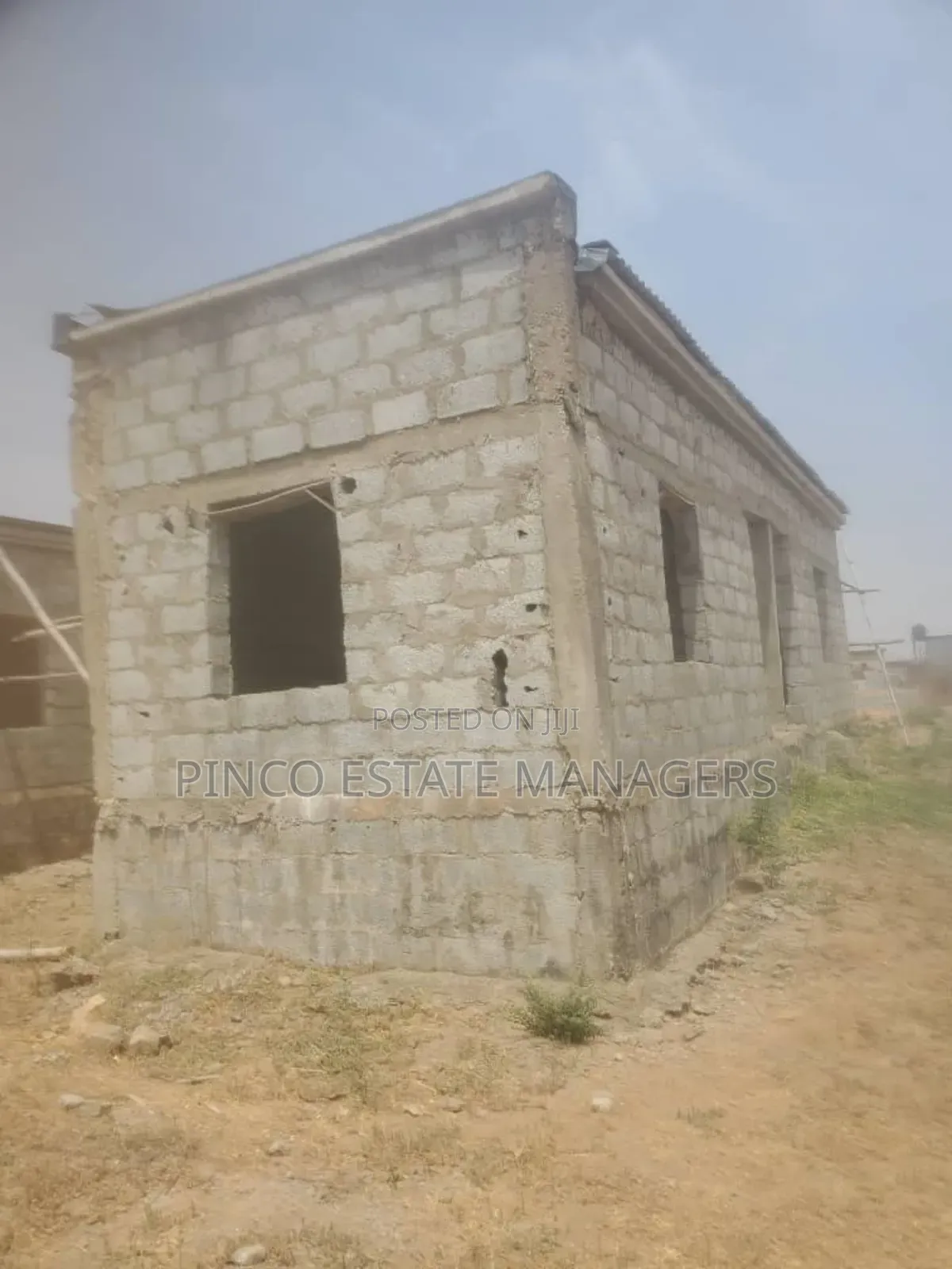 6bdrm House in Seman Estate, Lugbe District for sale