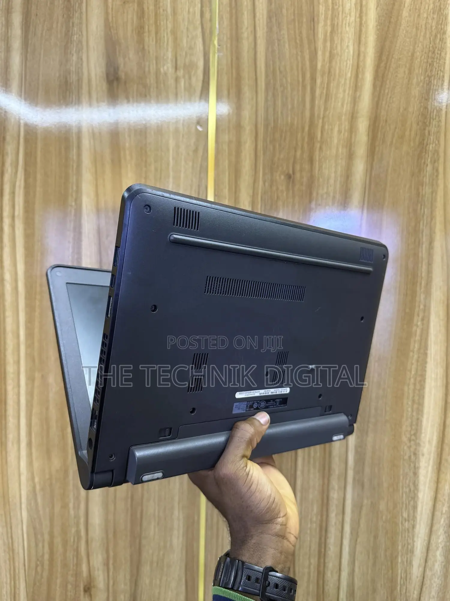 Laptop Dell Latitude 3350 8GB Intel Core I5 SSD 128GB