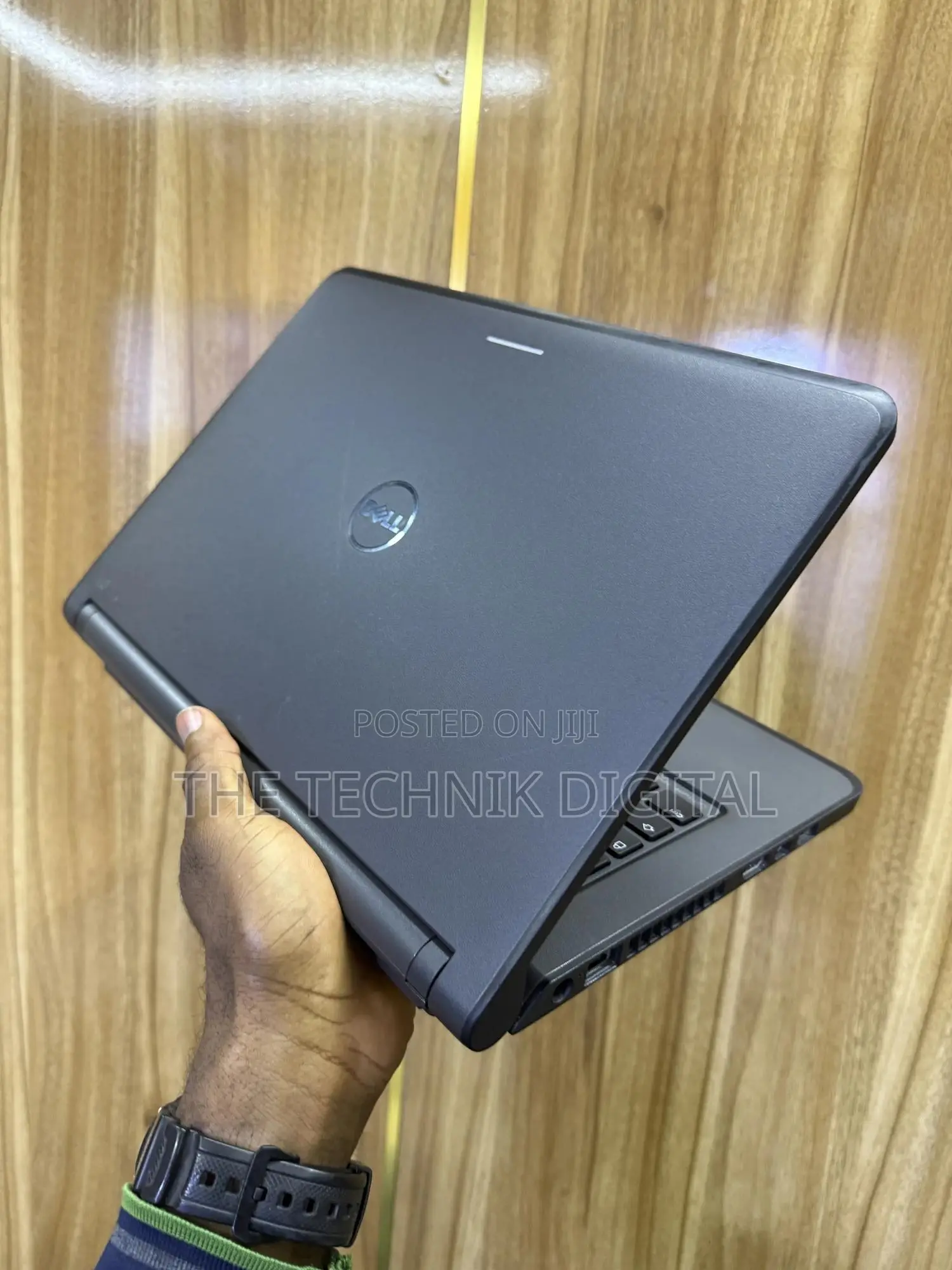 Laptop Dell Latitude 3350 8GB Intel Core I5 SSD 128GB