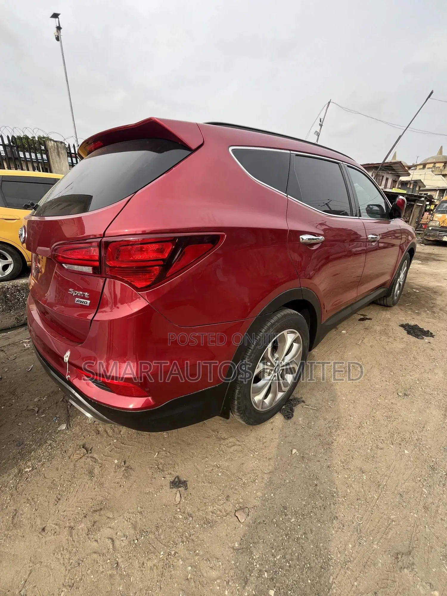 Hyundai Santa Fe SE AWD 2017 Red
