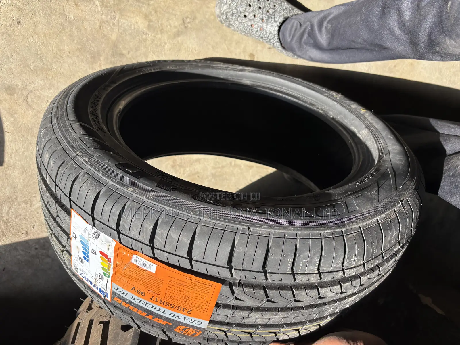 Brand New 235/55r17 Joyroad Tyre Available Warranty Included 