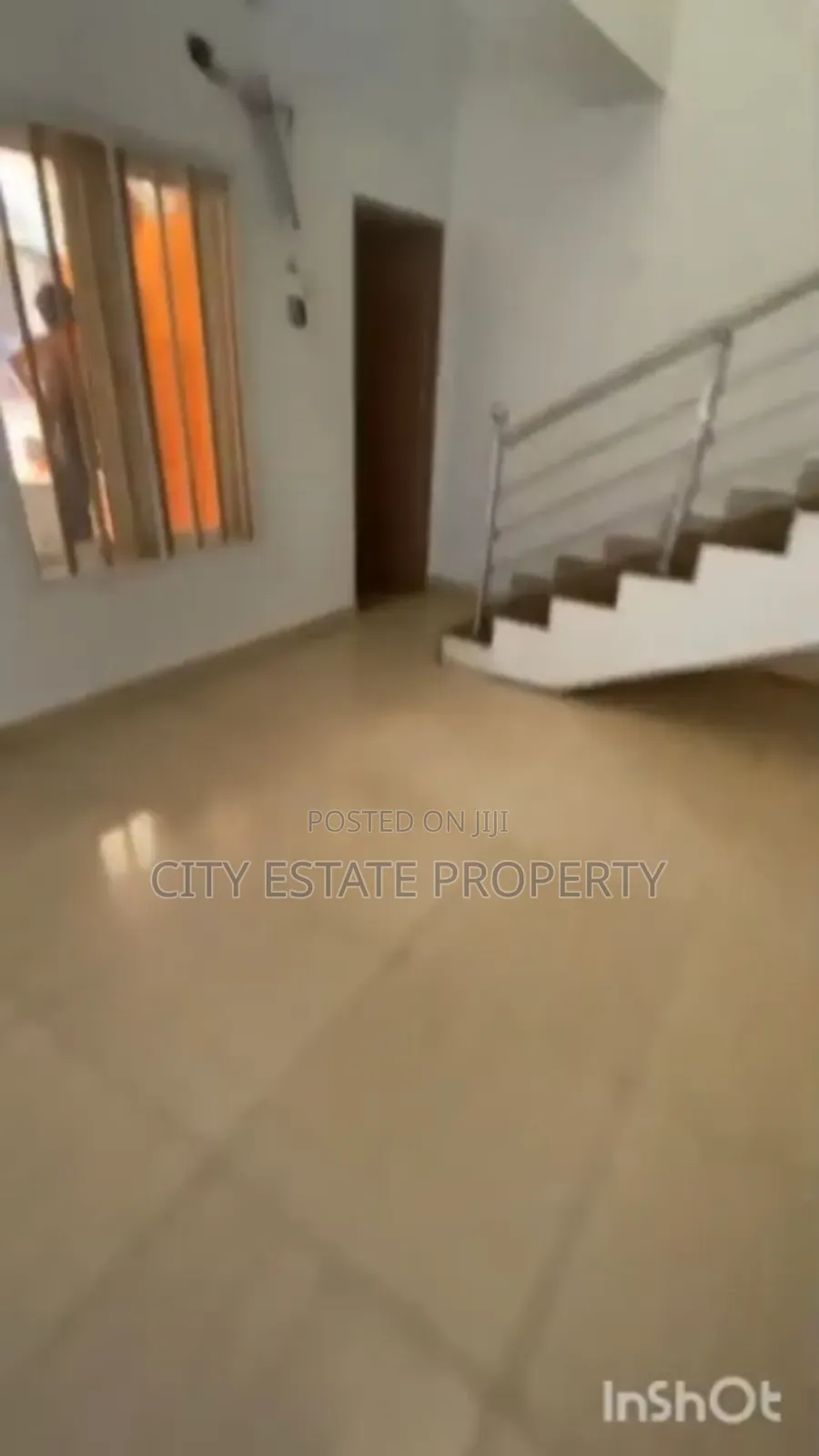 3bdrm Duplex in City Estate, Life Camp for rent