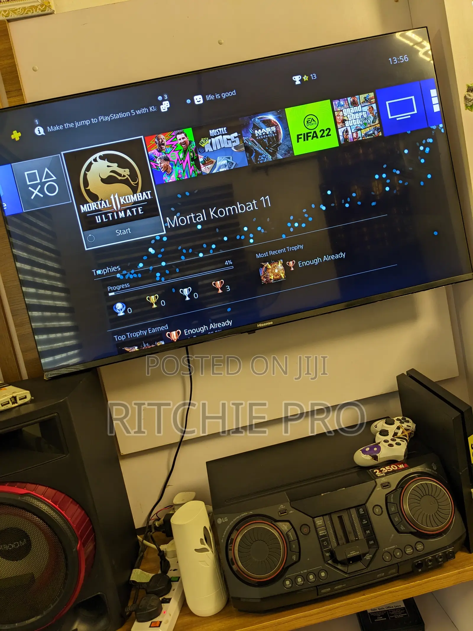 Ps4 Game for Sale With 2 Controllers