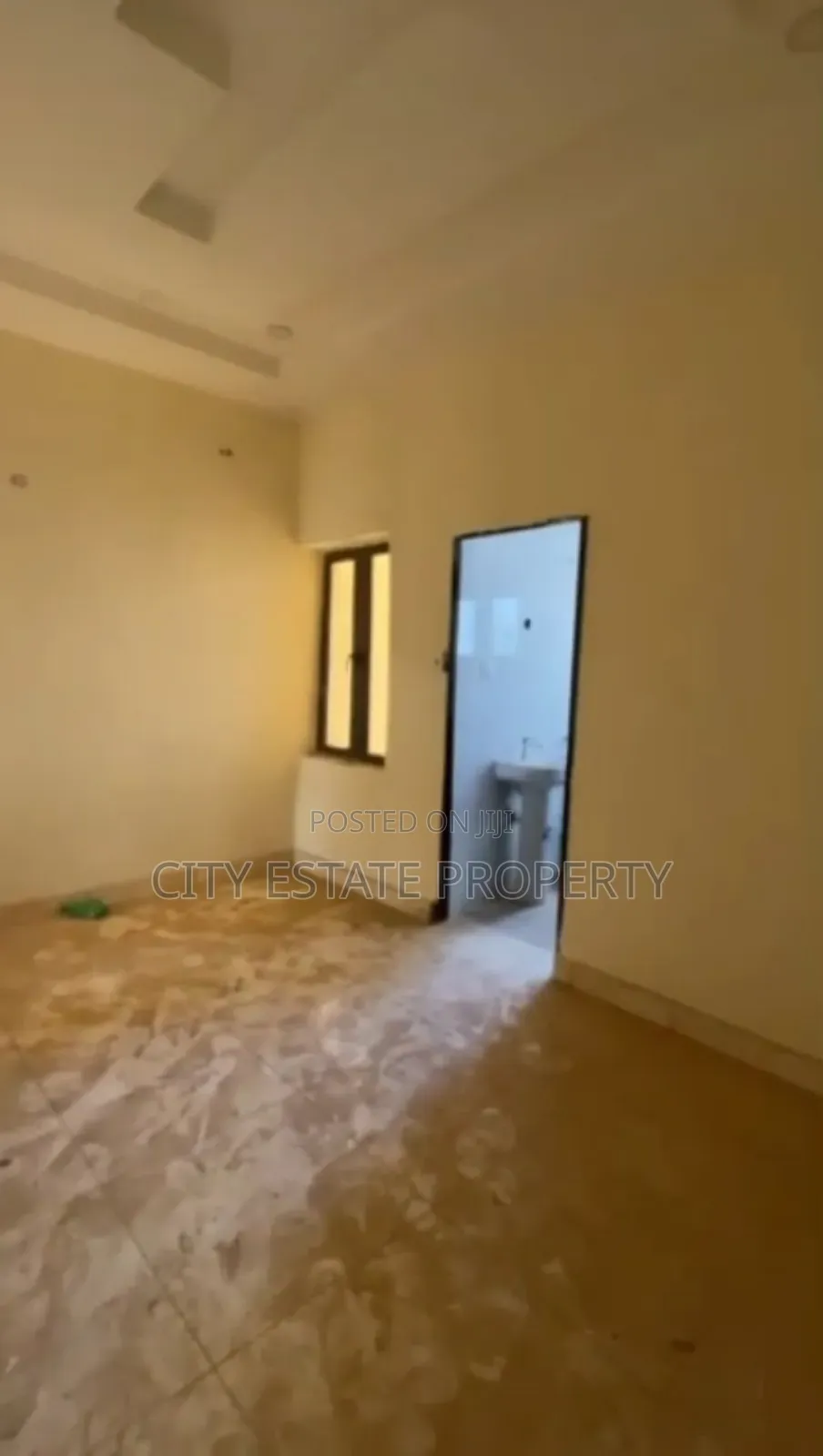 3bdrm Duplex in City Estate, Life Camp for sale