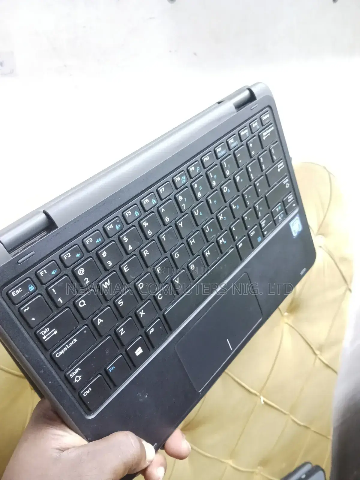 Laptop Dell Latitude 11 3190 4GB Intel Pentium SSD 128GB