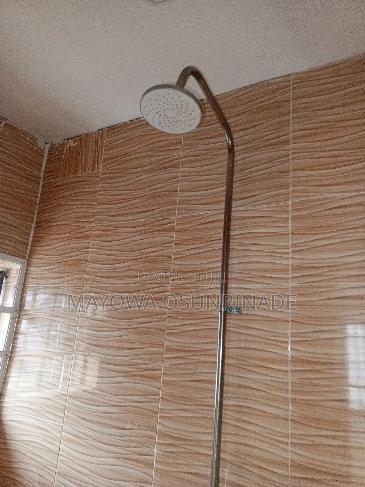 2bdrm Bungalow in Ologuneru for rent