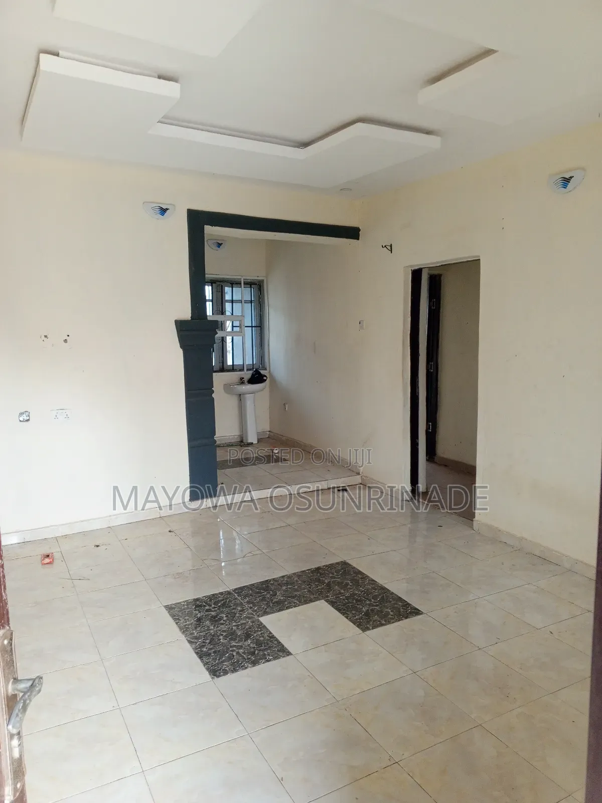 2bdrm Bungalow in Ologuneru for rent