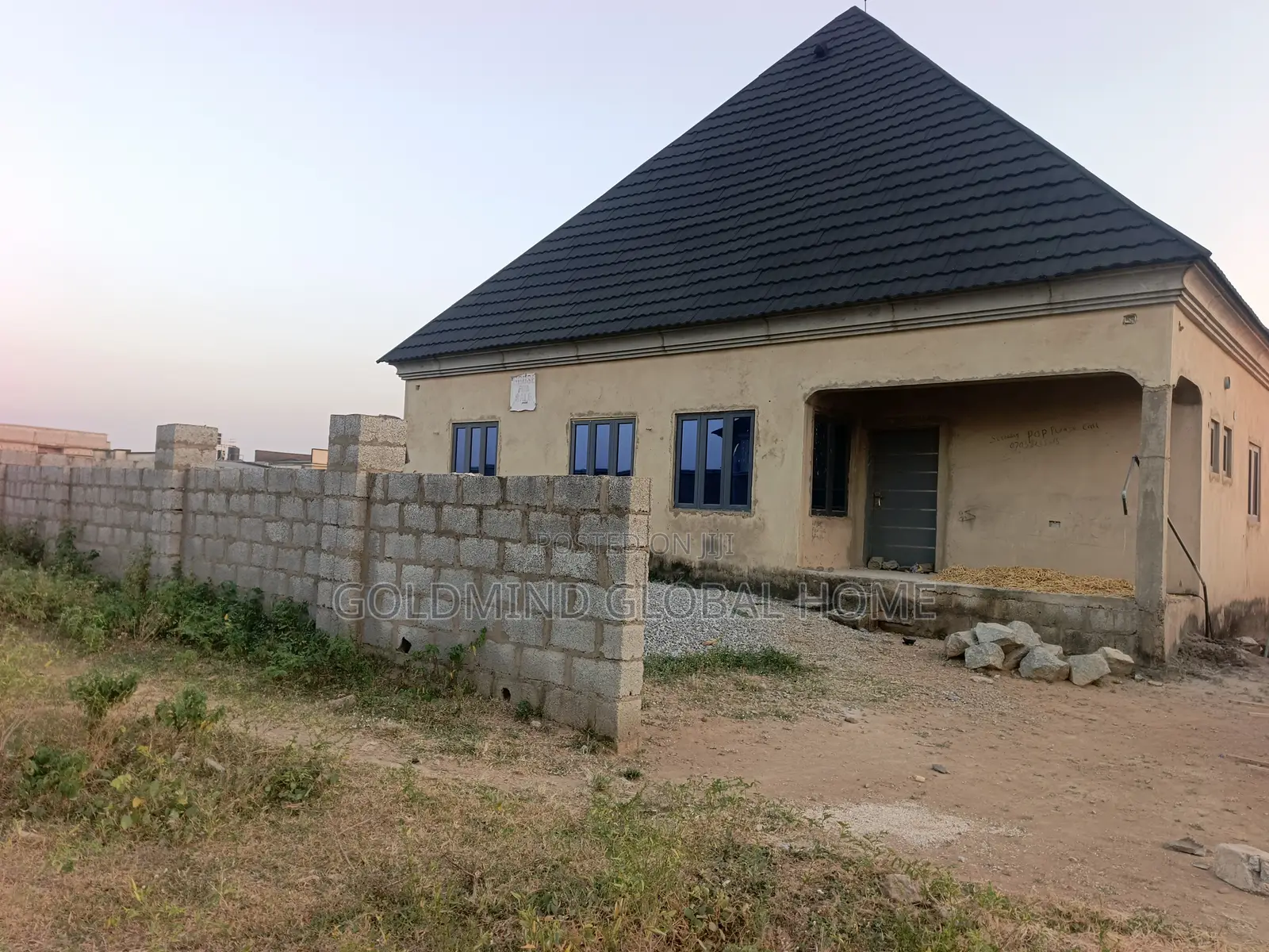 4bdrm Bungalow in Goldmind Estate, FHA for sale