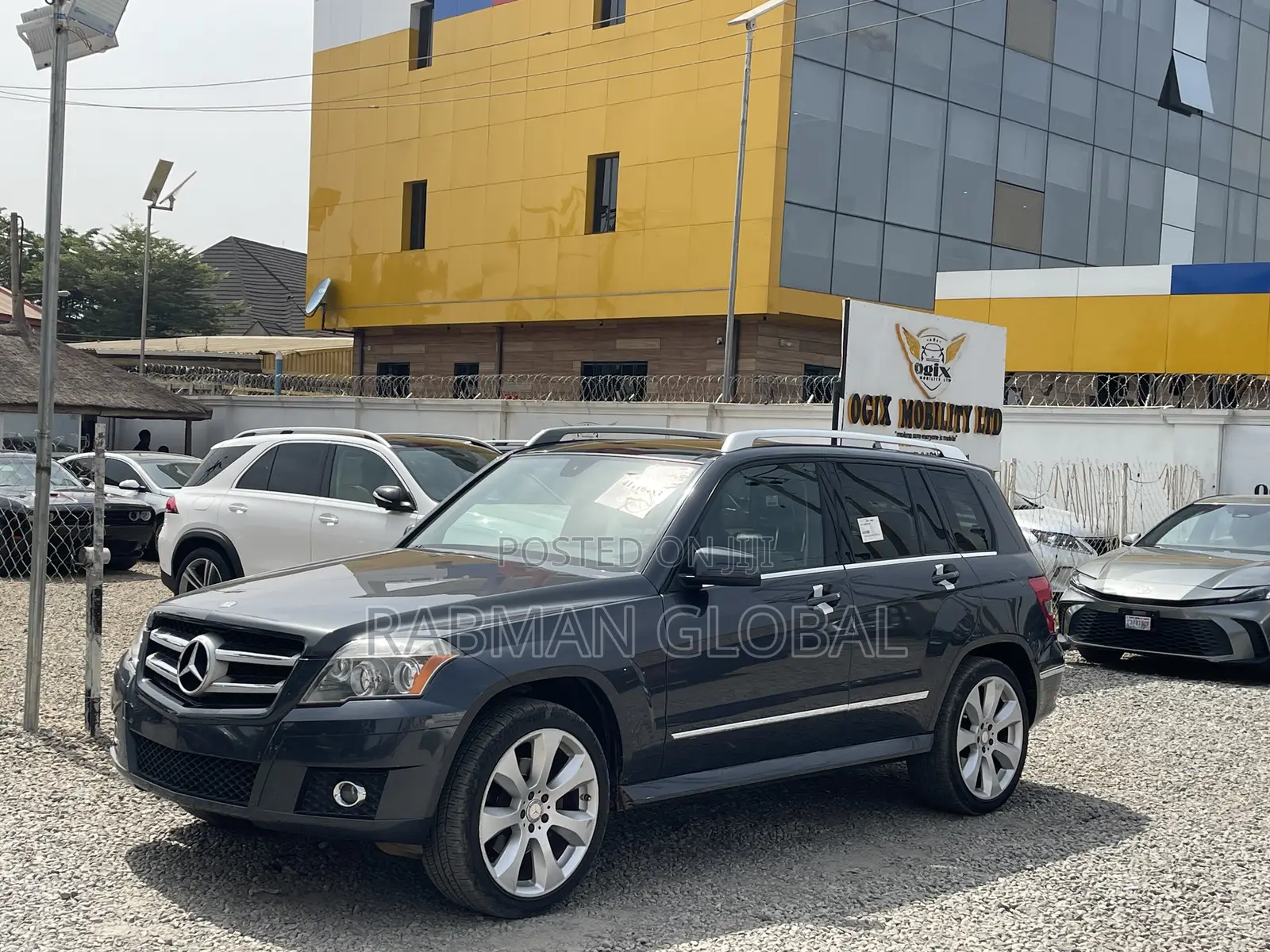 Mercedes-Benz GLK-Class 350 2010 Gray