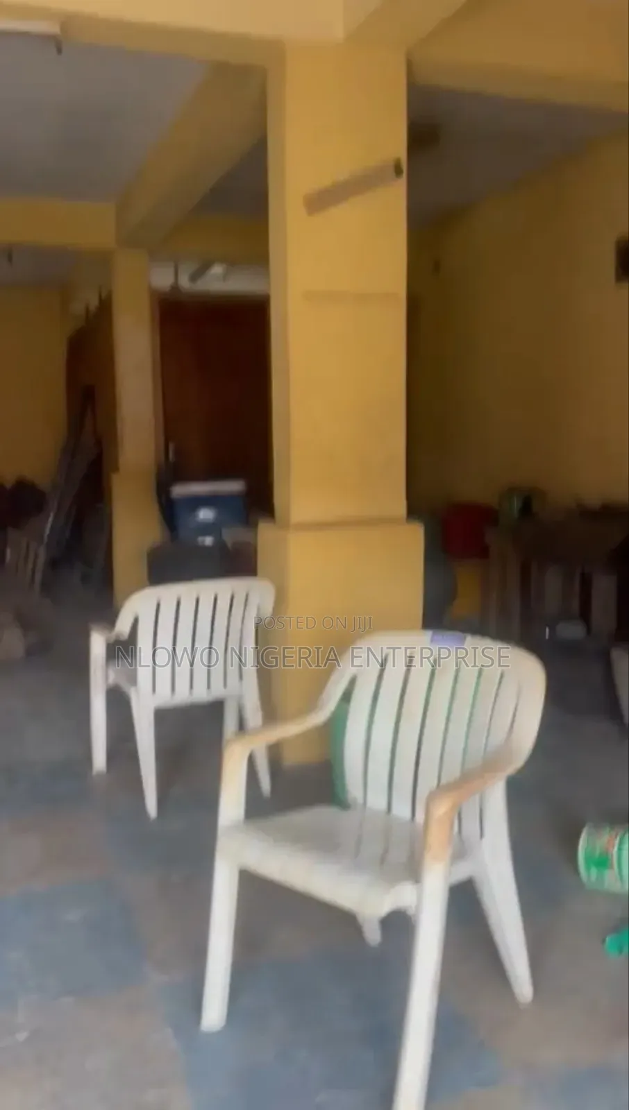 5bdrm Block of Flats in Apata Estate, Shomolu / Shomolu for rent