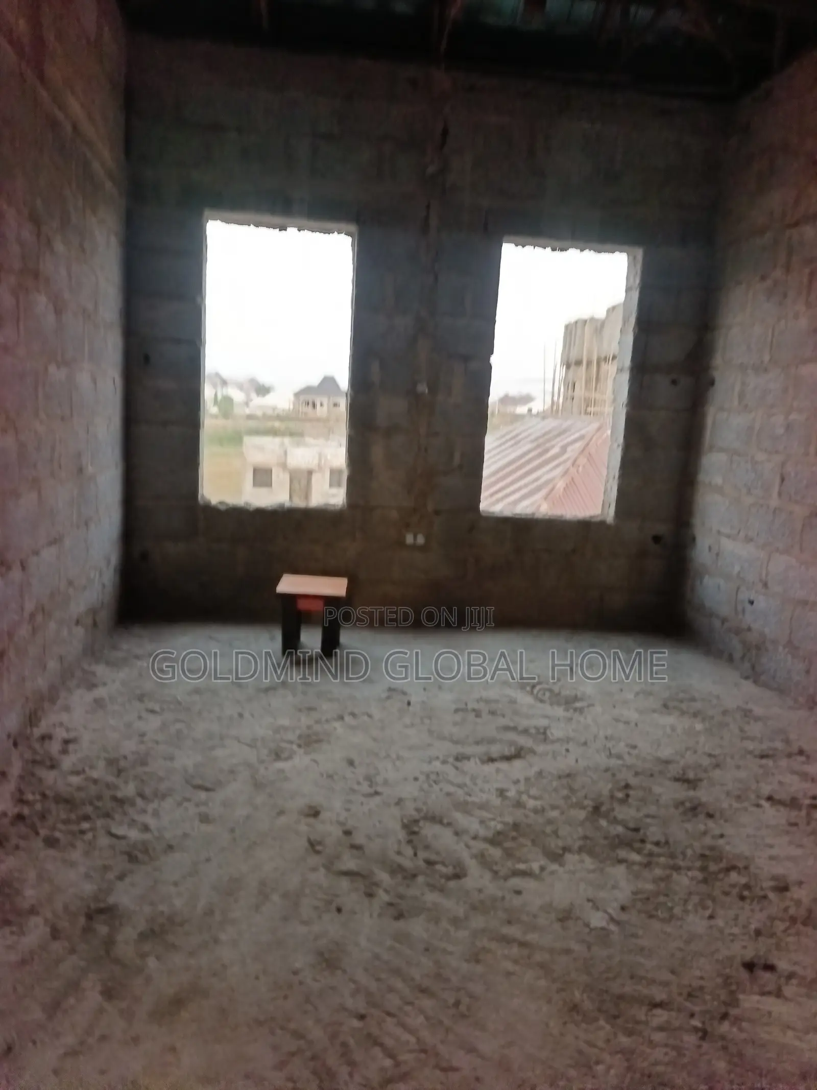 3bdrm Duplex in Goldmind Estate, FHA for sale