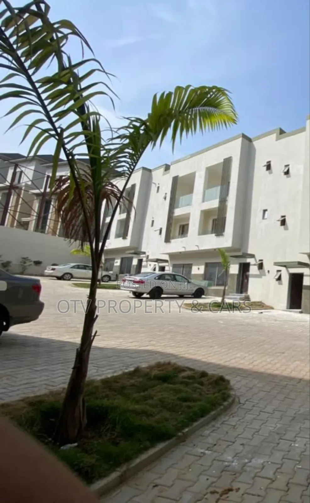 4bdrm Townhouse / Terrace in Maitama for rent