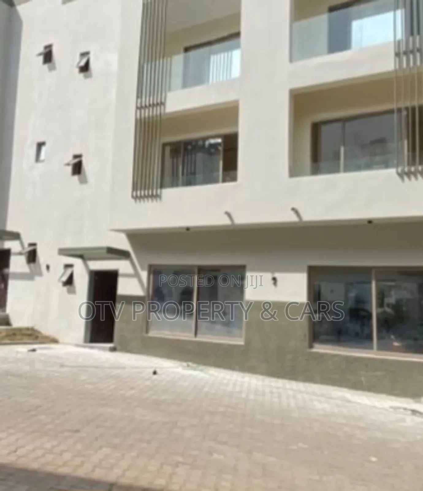 4bdrm Townhouse / Terrace in Maitama for rent