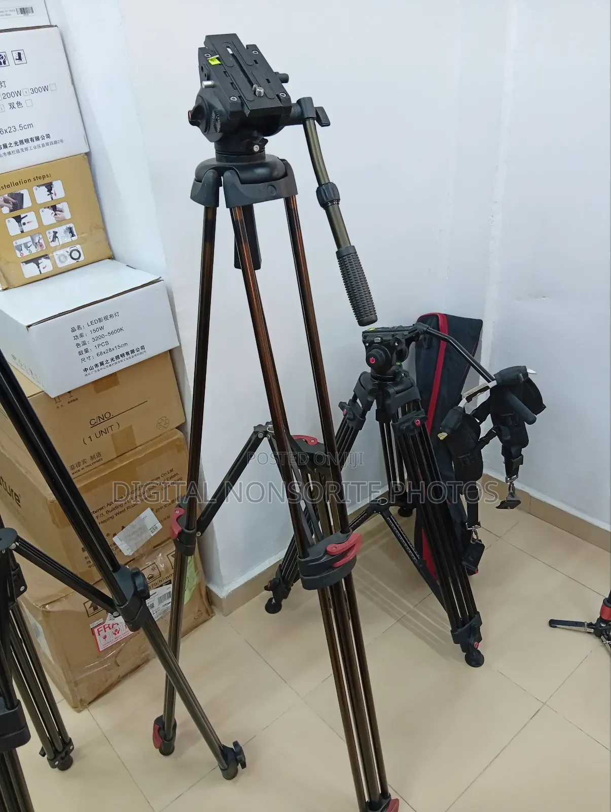 Heavy-Duty Video Tripod
