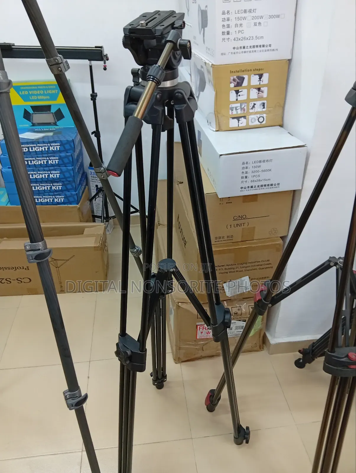 Heavy-Duty Video Tripod