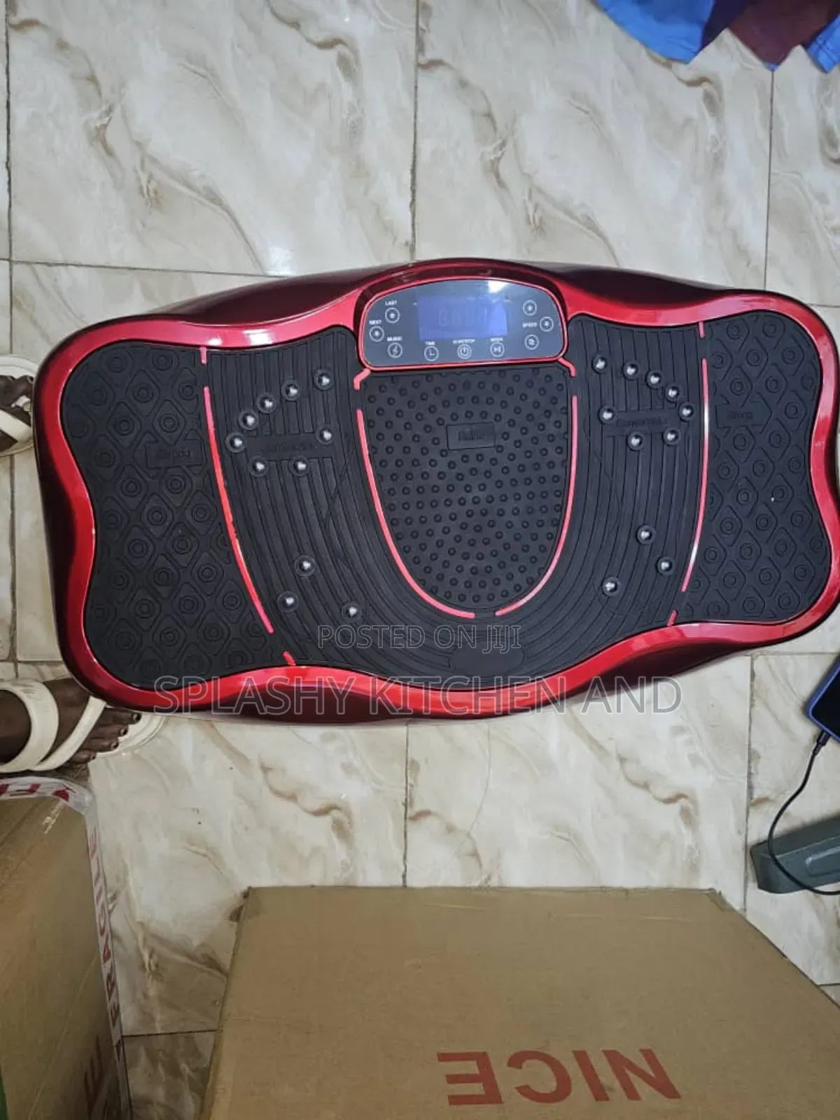 Ultrathin Body Slimming Vibration Exercise Massager With Bluethooth