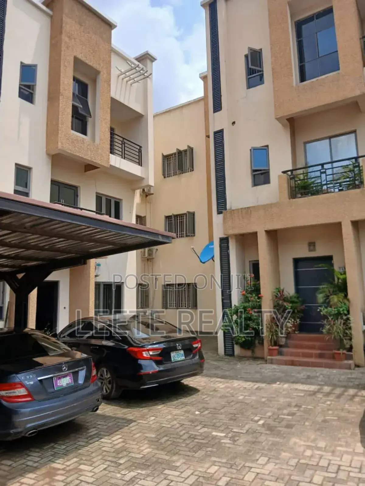3bdrm Townhouse/Terrace in Life Camp for sale
