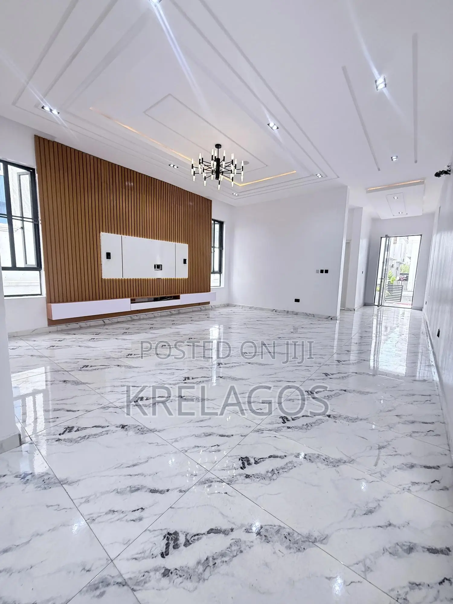 5bdrm Duplex in Ado / Ajah for sale