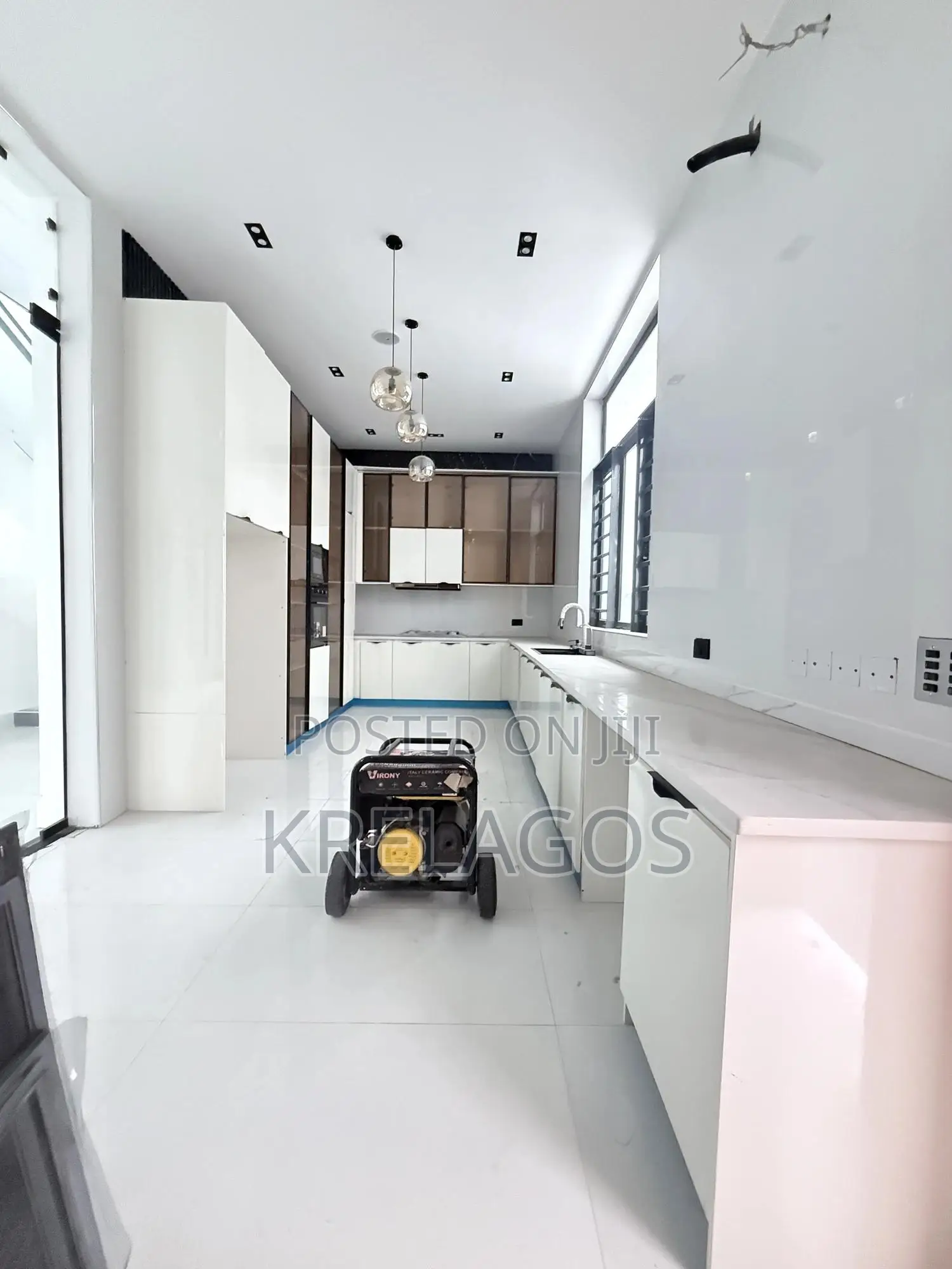5bdrm Duplex in Ado / Ajah for sale