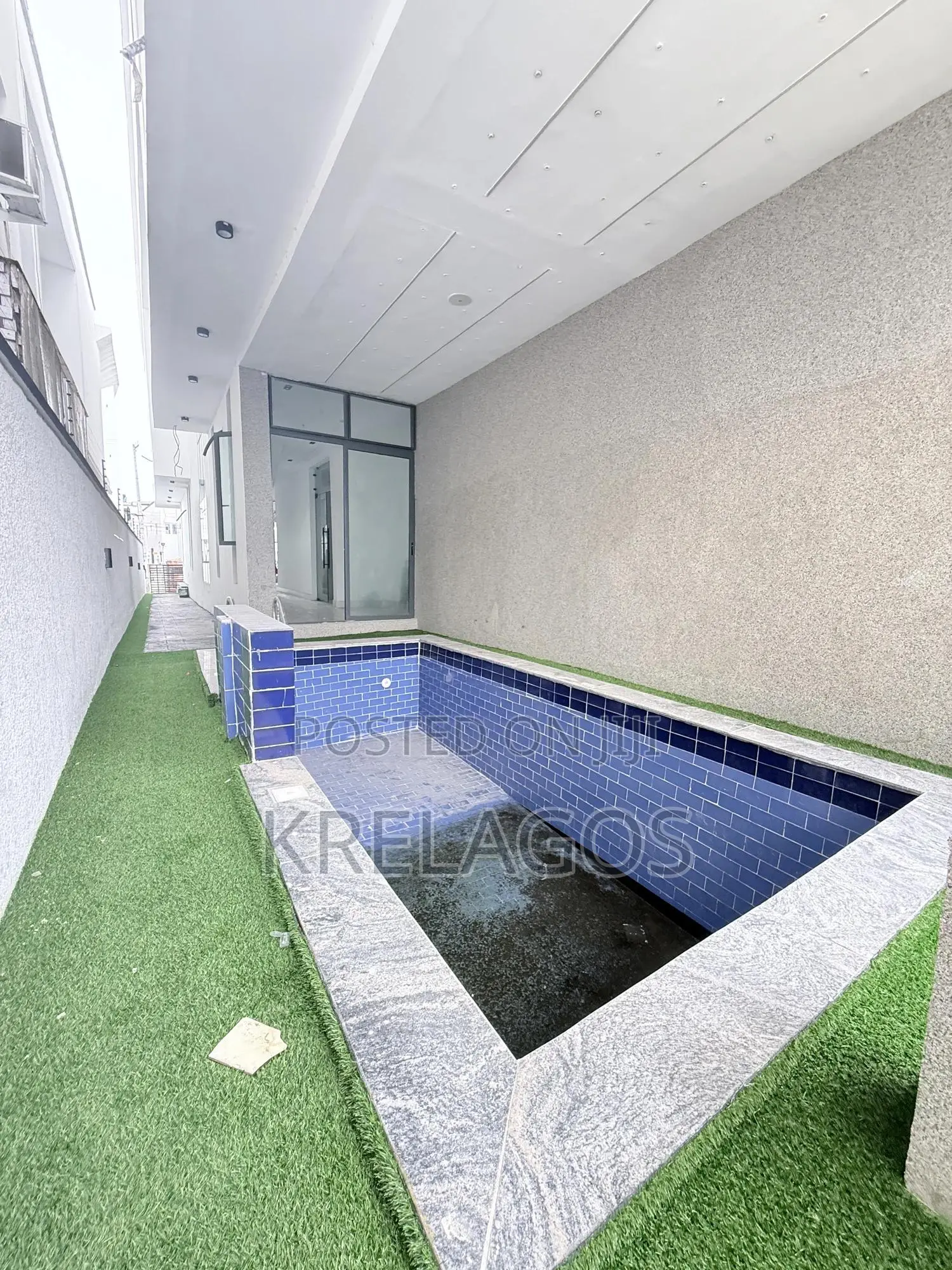 5bdrm Duplex in Ado / Ajah for sale