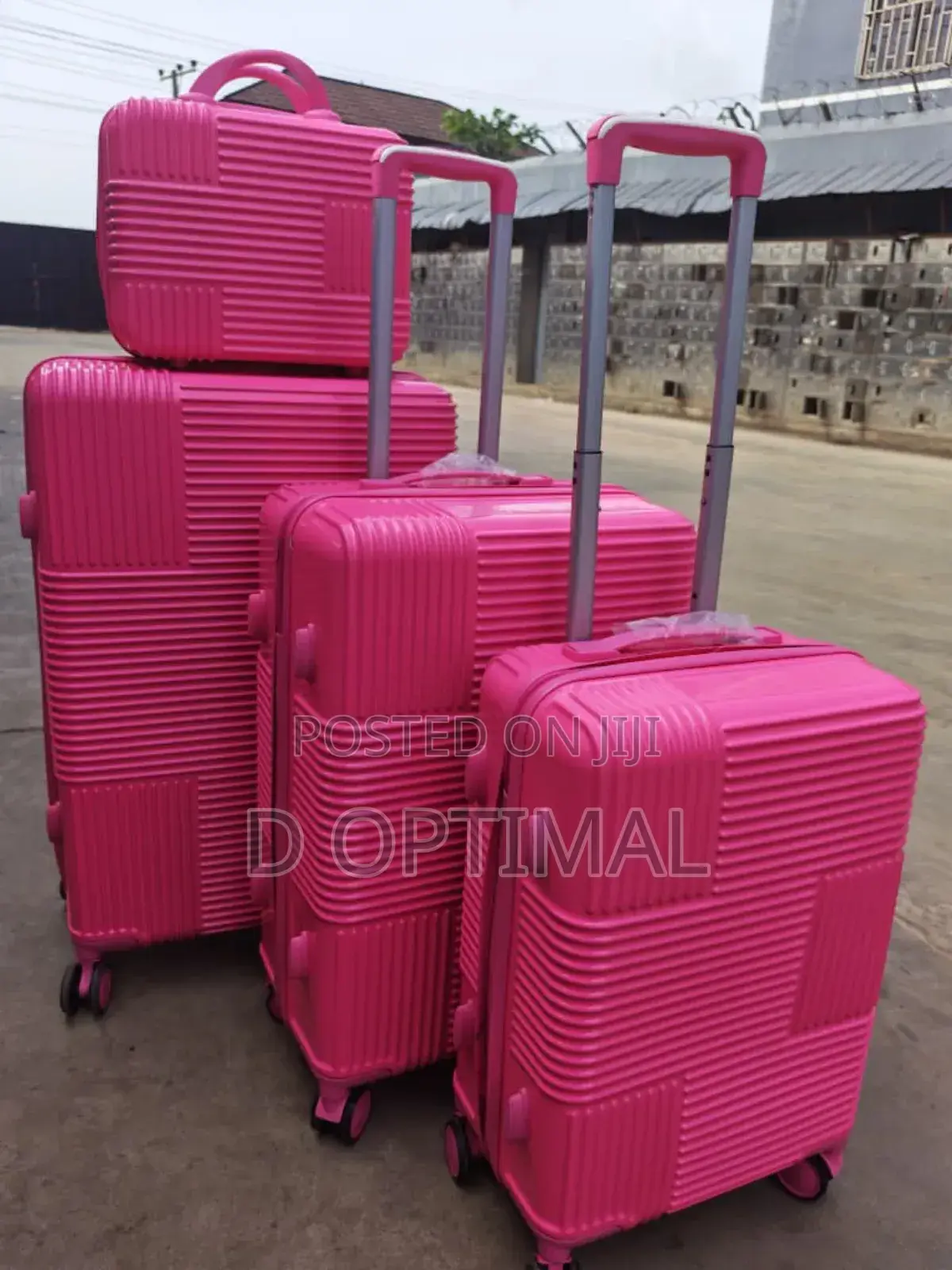 High Quality Plastic Traveling Box.