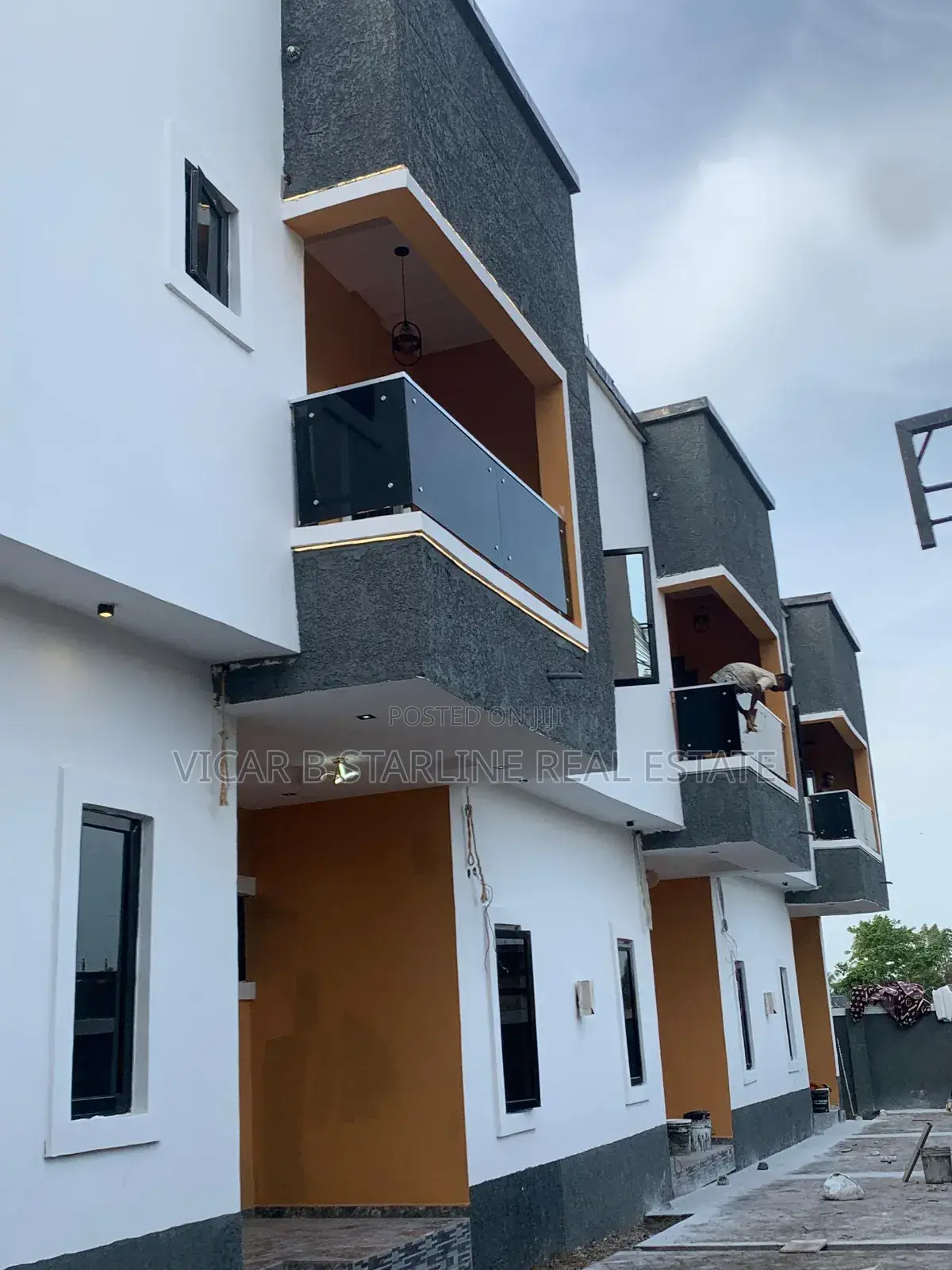 Furnished 12bdrm Duplex in Hilltop, Abakaliki for sale