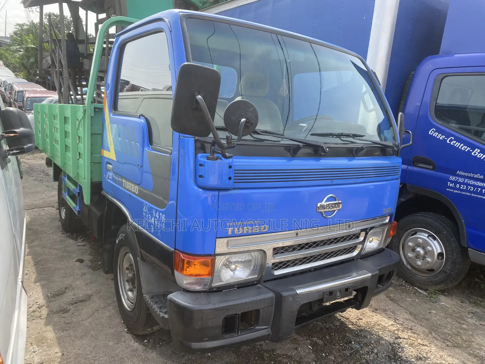 Nissan Pickup