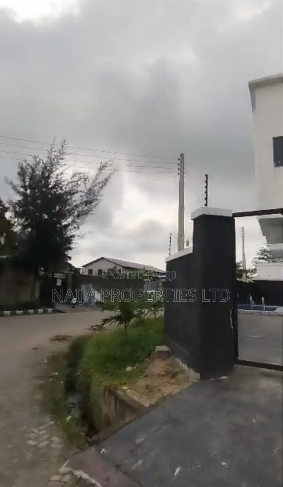 5bdrm Duplex in Abraham Adesanya, Ajah for sale