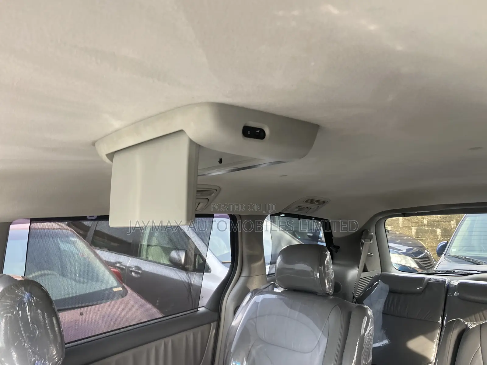 Toyota Sienna XLE Limited AWD 2009 Silver