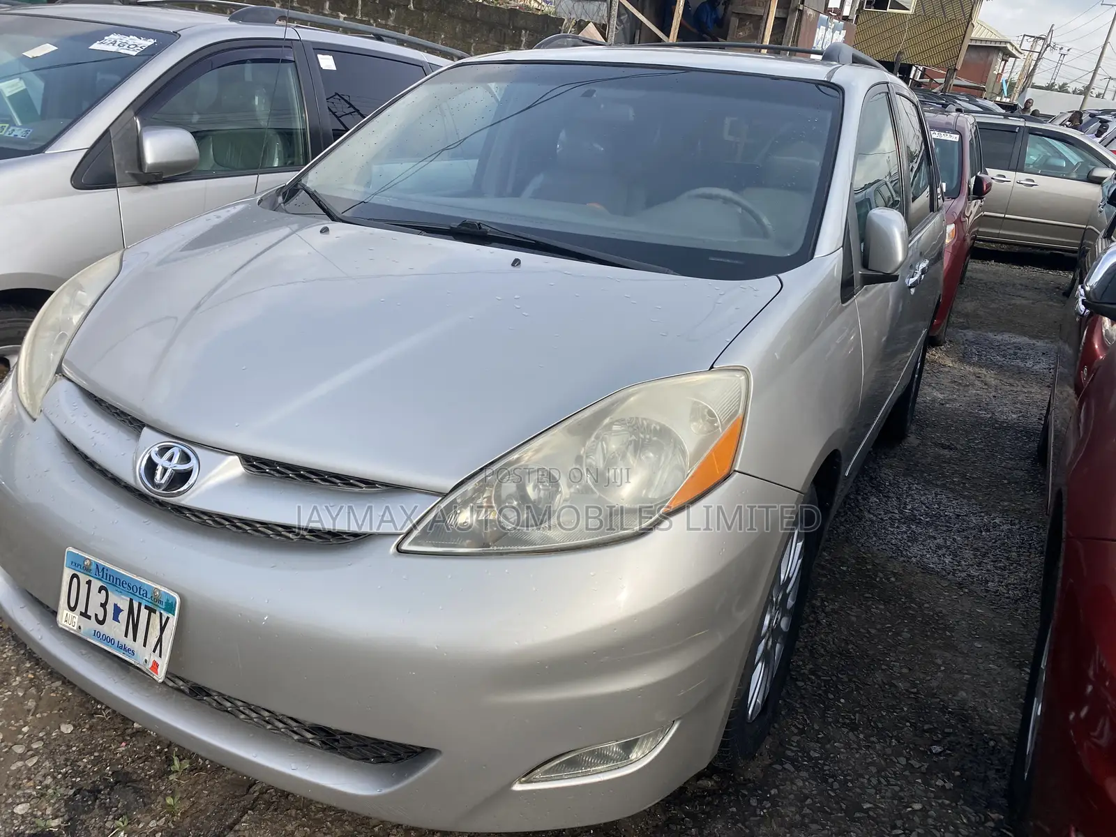 Toyota Sienna XLE Limited AWD 2009 Silver