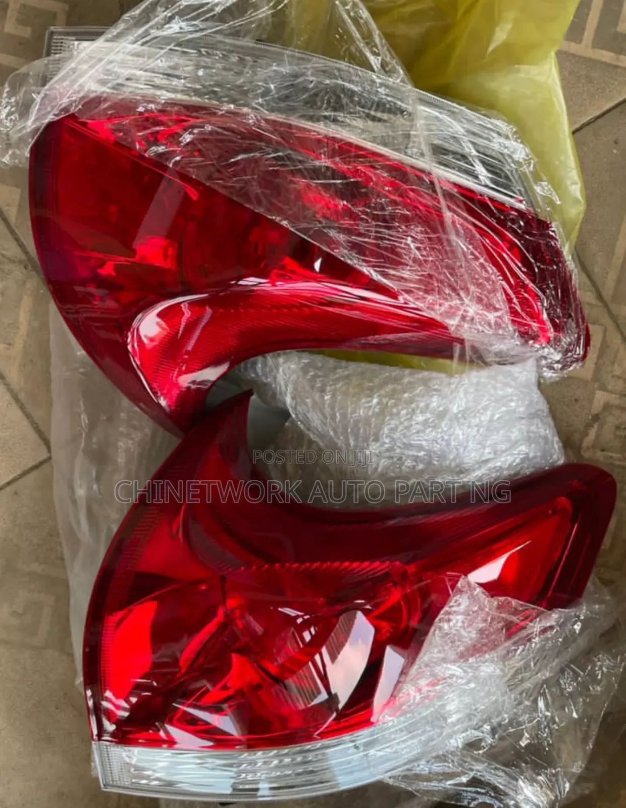 Toyota Venza Back Light 2010 — Brand New Original
