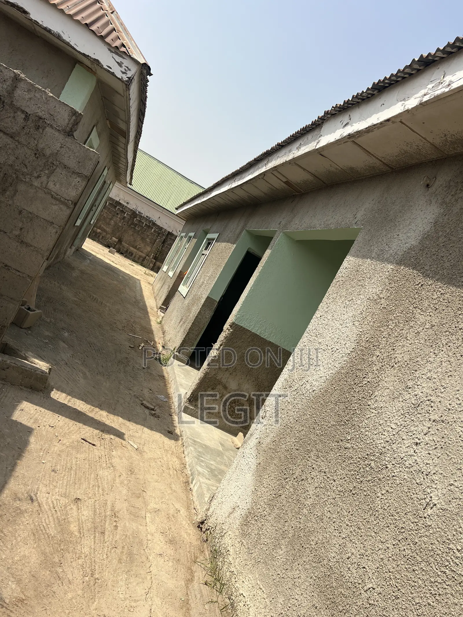 1bdrm Block of Flats in Minna for sale