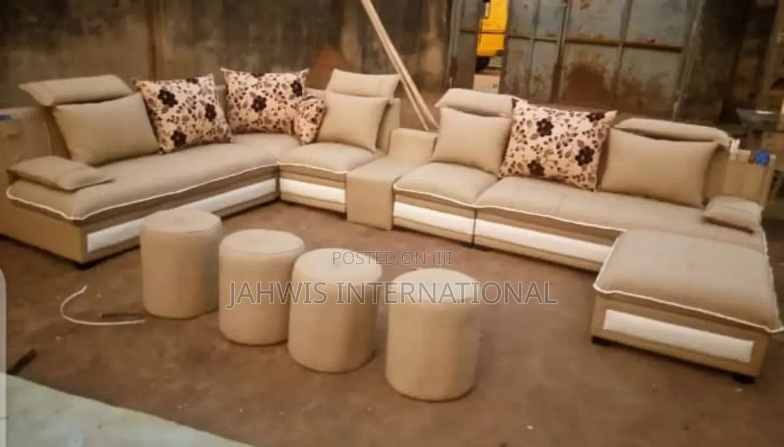 Big Guys Big Chairs /Sofa